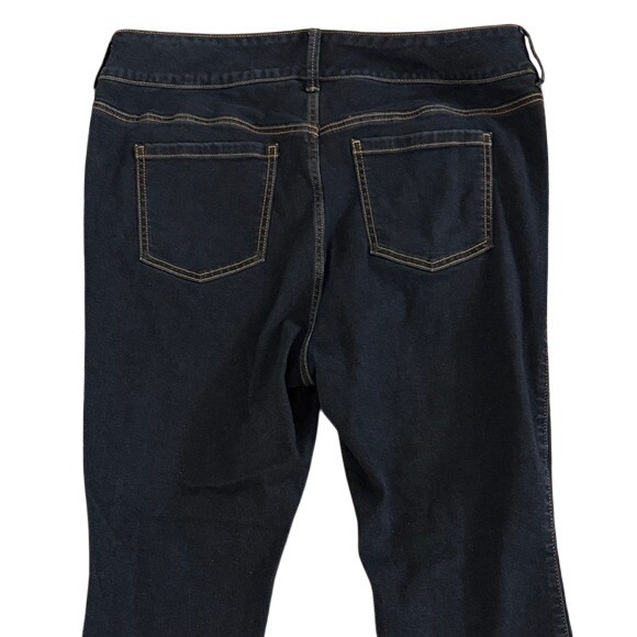 Torrid Super Soft Jeggings Dark Wash Button Fly Women's Size 18S - Picture 4 of 7